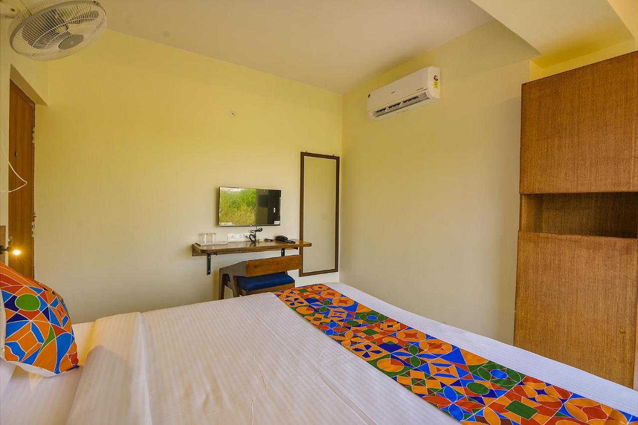 Fabhotel Gr Lake View - Btm Layout بنغالور المظهر الخارجي الصورة